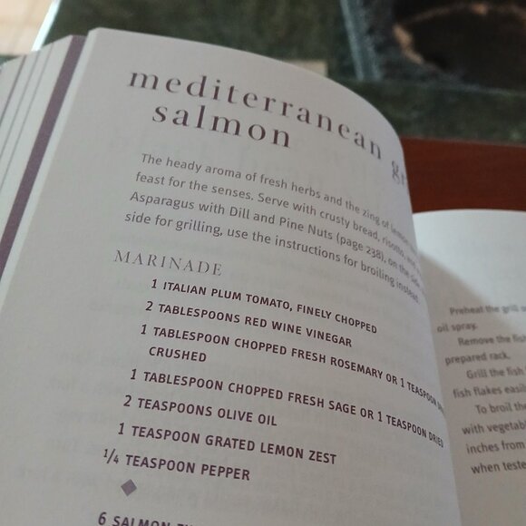 Low Fat Low Cholesterol Cookbook by AHA  Paperback GUC - Picture 8 of 8